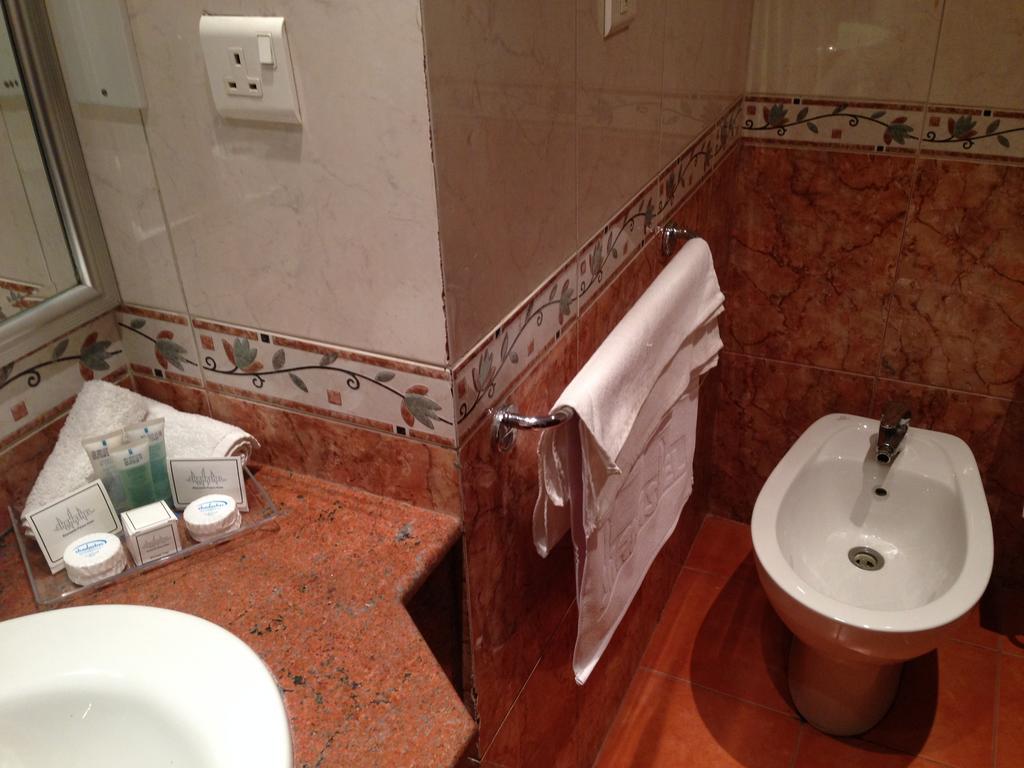 Shanasheel Palace Hotel Βαγδάτη Δωμάτιο φωτογραφία